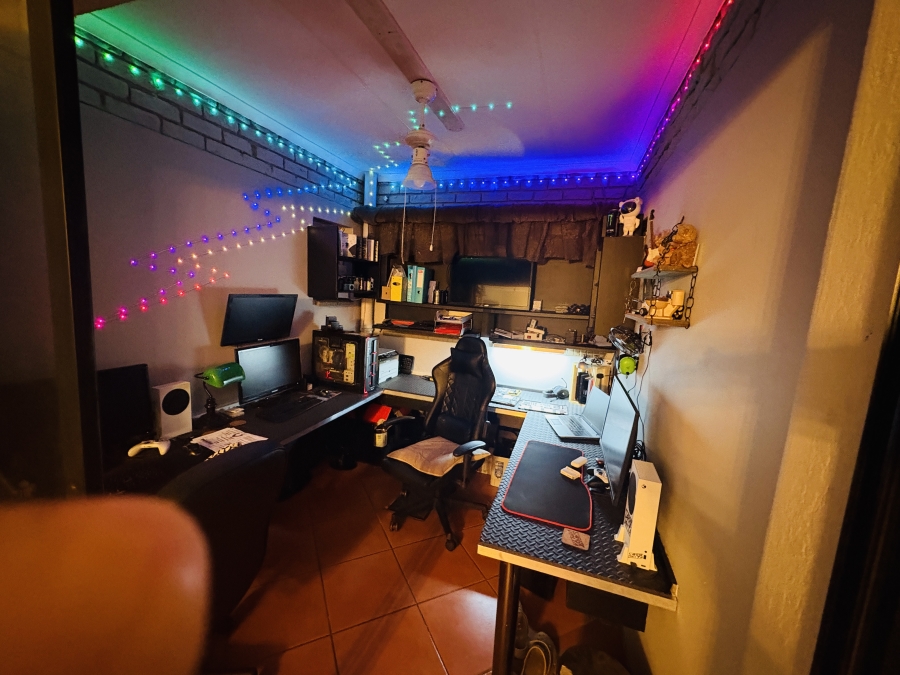 3 Bedroom Property for Sale in Ifafi North West